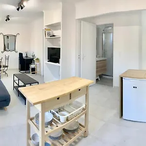Appartement T2 Bis Cosy Rénové En 2019, Centre-ville, Avignon